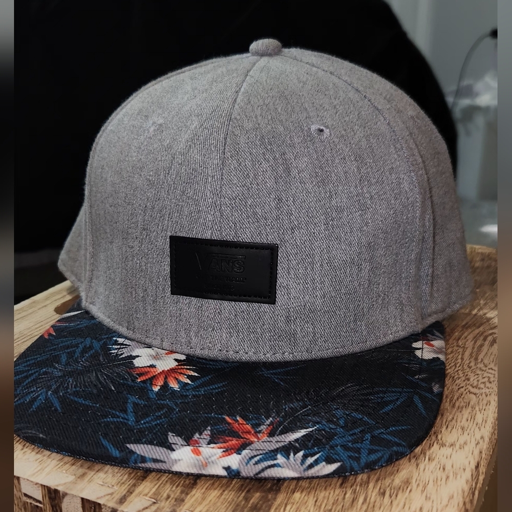 Men's Vans Snapback Tropical Wordmark Logo Patch Cap